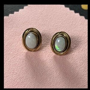 Vintage gold clip Opal earrings  14k GF pre owned